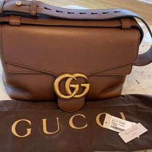 GUCCI”DOUBLE GG,NATURAL GRAIN SHOLDER STRAP PURSE